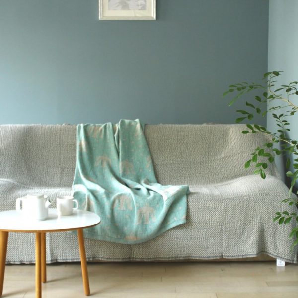 KLIPPANのリネン&シュニール・ブランケット